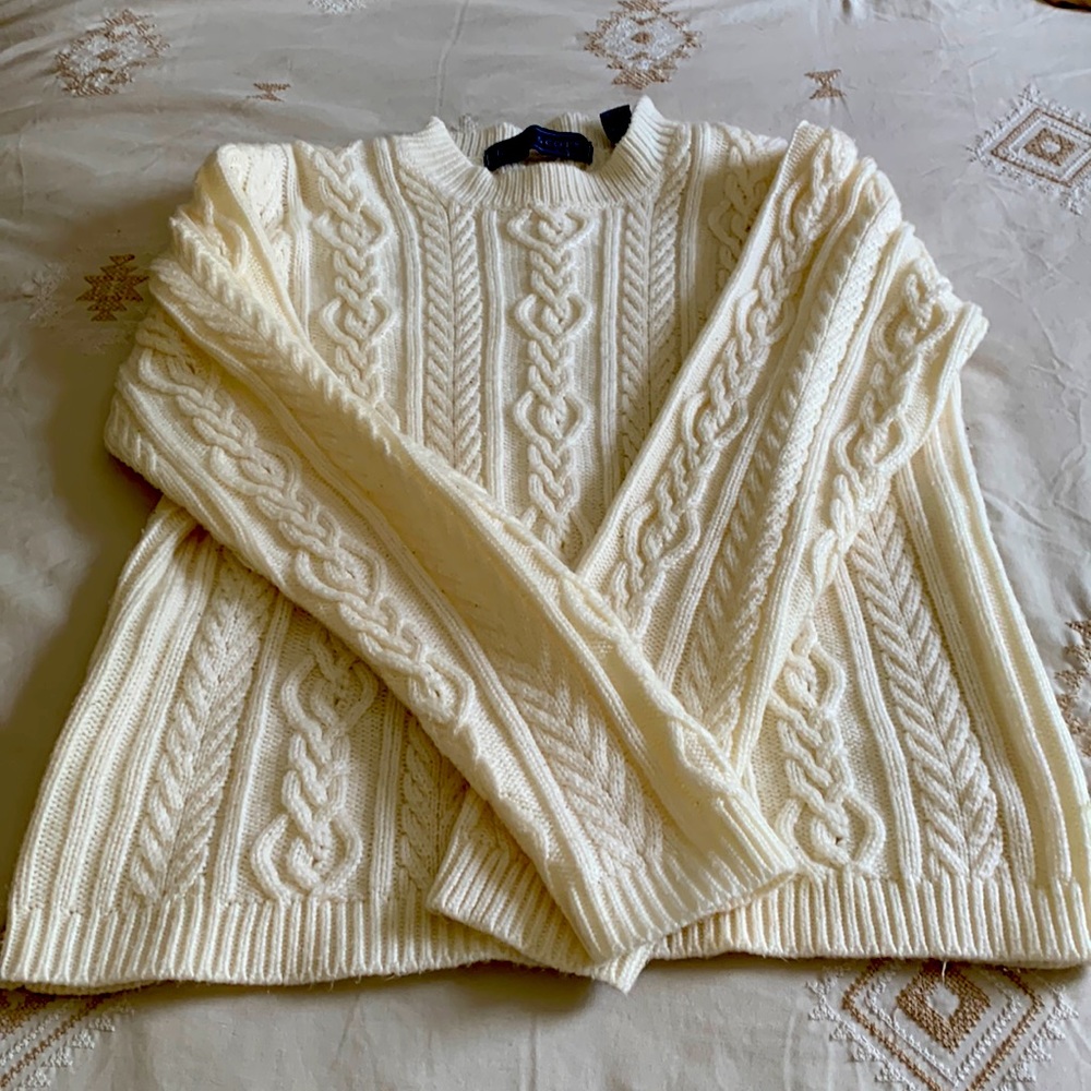 Karen Scott sweater size M